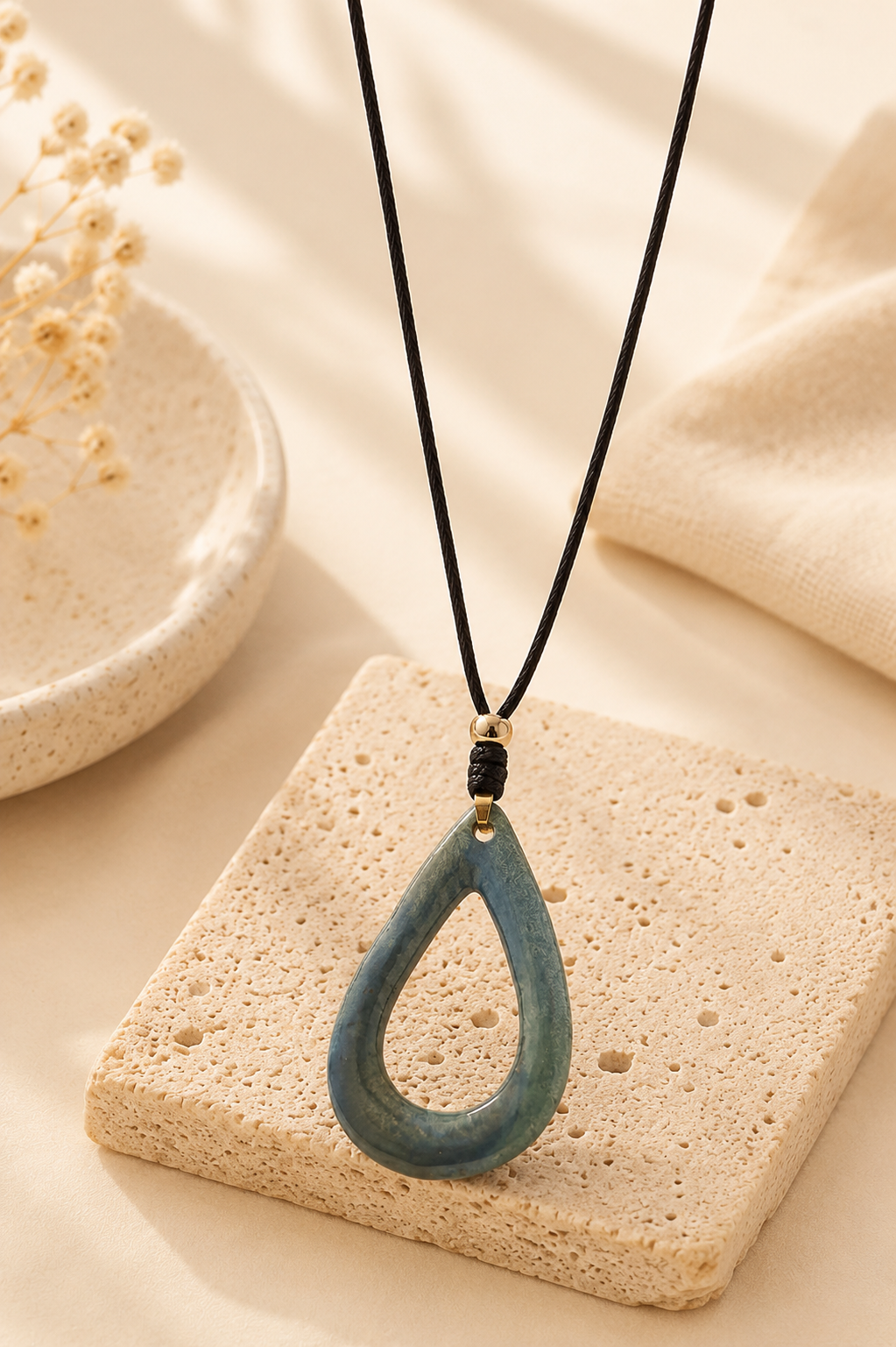 Shizuku Necklace